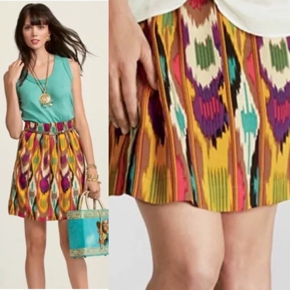 CAbi lkat Bella Tribal
Print Pocket Mini Skirt Size S - Picture 1 of 6